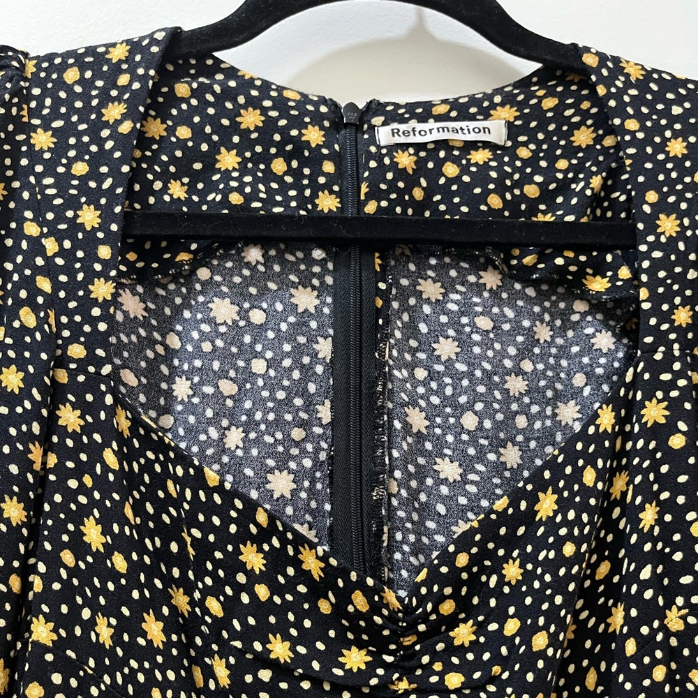 Reformation Hunt Dress in Carolina, Size 0 - Picture 5 of 14